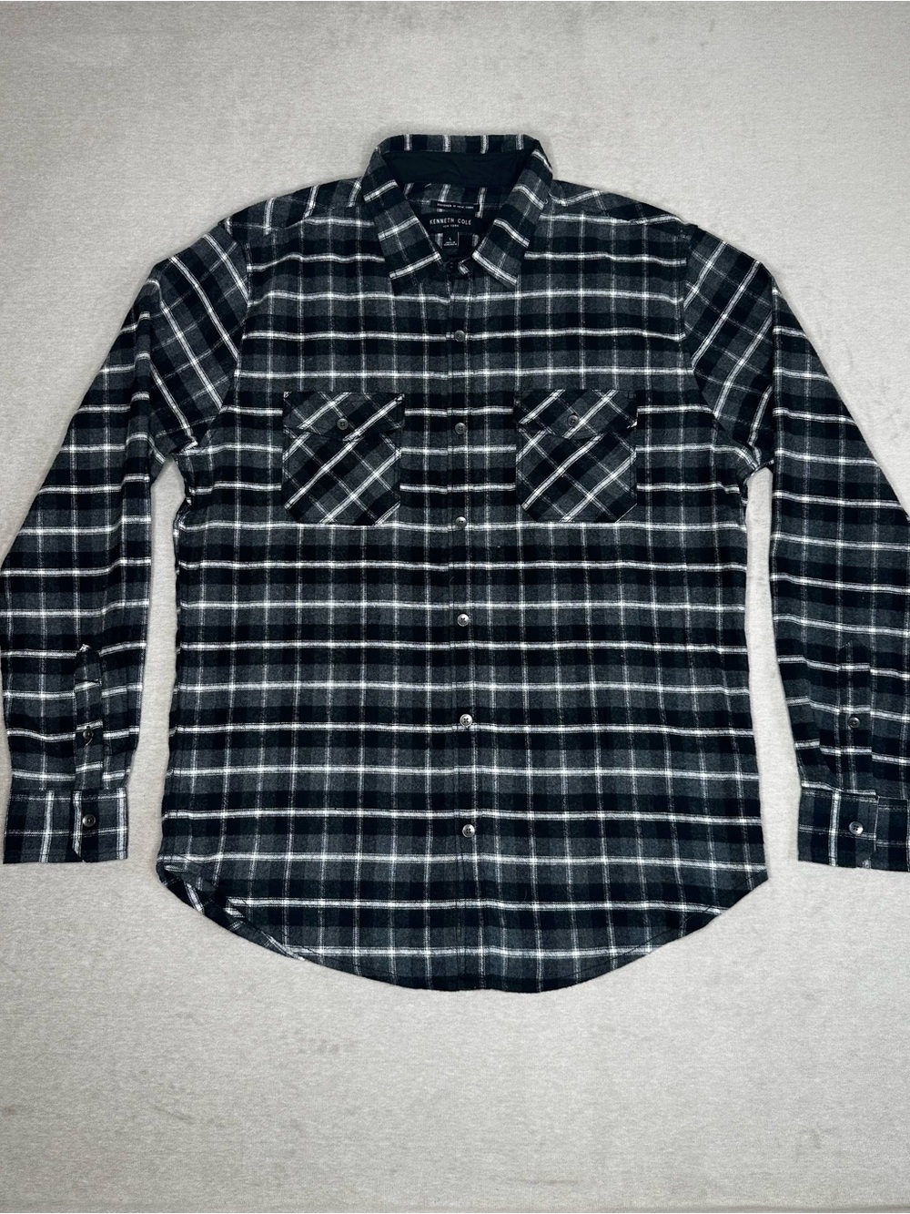 Kenneth Cole Classic Black & White Plaid Men's Button-Up Shirt NWT